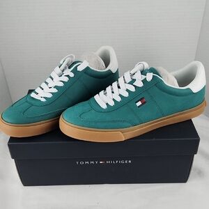Tommy Hilfiger Womans Lazsie Sneakers